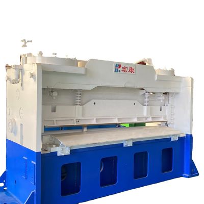 Maschine zum Schneiden von Metallspulen für das Scheren und Nivellieren von Stahlspulen Präzision ± mm/m 1 ± mm/m