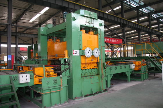 80 kg schwere Stähleinsatzmaschine zur Ausgleichen und Umwickeln von Metallblättern oder -spulen
