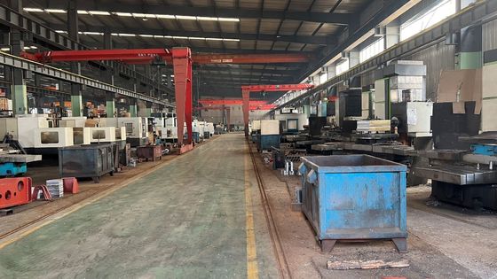 Stahlspulenhalter für das Abflachen und Umwickeln von Metallblechen in der Automobilindustrie