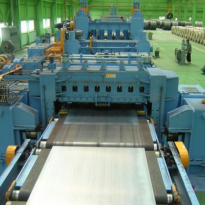 Ausrüstung für das Kreuzschneiden von Präzisionsstahlspulen für die Produktionslinie