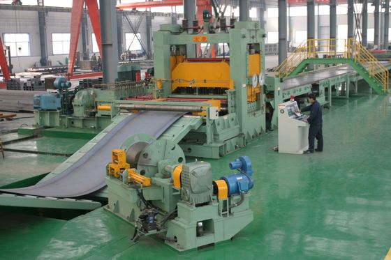 Automobilherstellung Stahlspulen-Ebenen-Rückwindmaschine für Metallbleche oder -spulen
