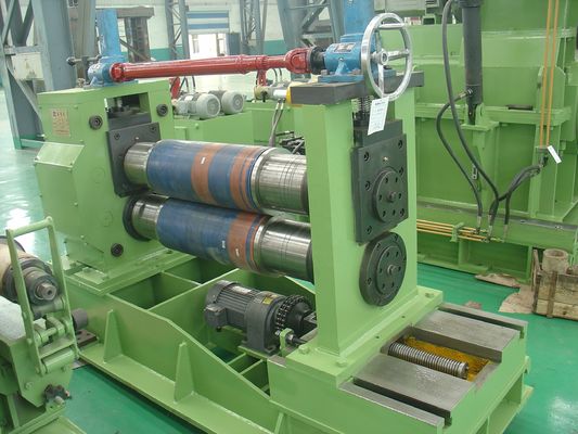 2 12 Schneidlinien Metall-Stahl-Spule Schneidmaschine Hochgeschwindigkeits-Längsschnittlinie