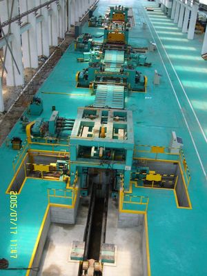 Hochproduktivitäts-Ebenholmaschine für das Aufwickeln und Scheren von Blechen