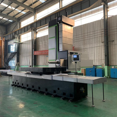 Fernüberwachung von Metallformen PLC Horizontale Bohrmaschine 700 mm Tischfahrt