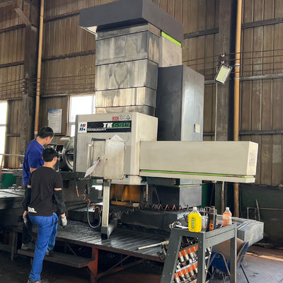 Automation und Fernüberwachung von CNC-Bohrmaschinen für horizontale Bohrungen in Fabriken