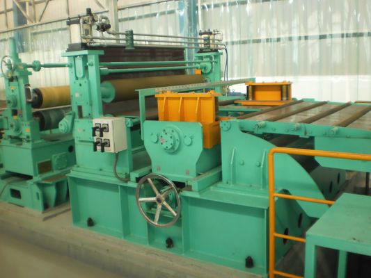 Hochproduktive Flachmachine für die Geradigung und das Querschneiden von Stahlblechen