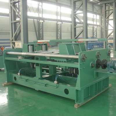 Schnittmaschine für Stahlspulen mit Schereinheit und Nennleistung von 681 kW