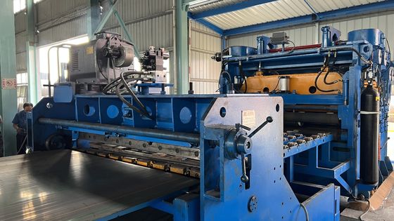 Hohe Produktivitätsleistung für die Entwickelung, Nivellierung und Scheren von Stahlblechen