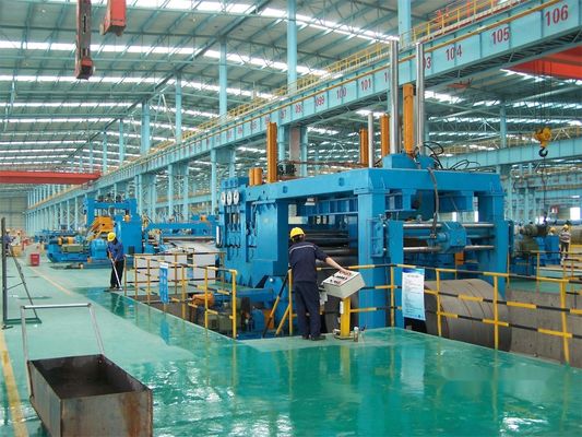 Metall-Coil-Uncoiling-Gleichstellung mobile Schere Produktionslinie mit hoher Produktivität